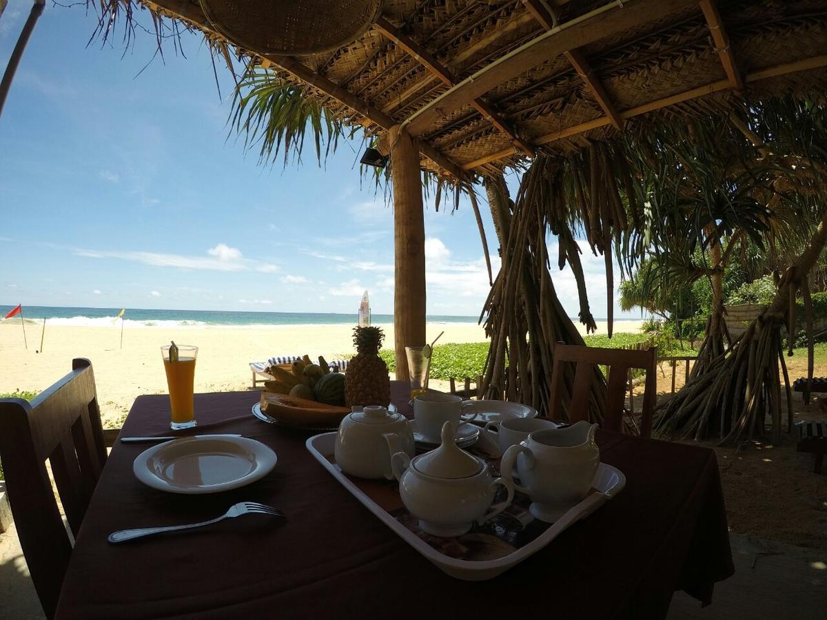Dasa Beach View Habaraduwa Bagian luar foto